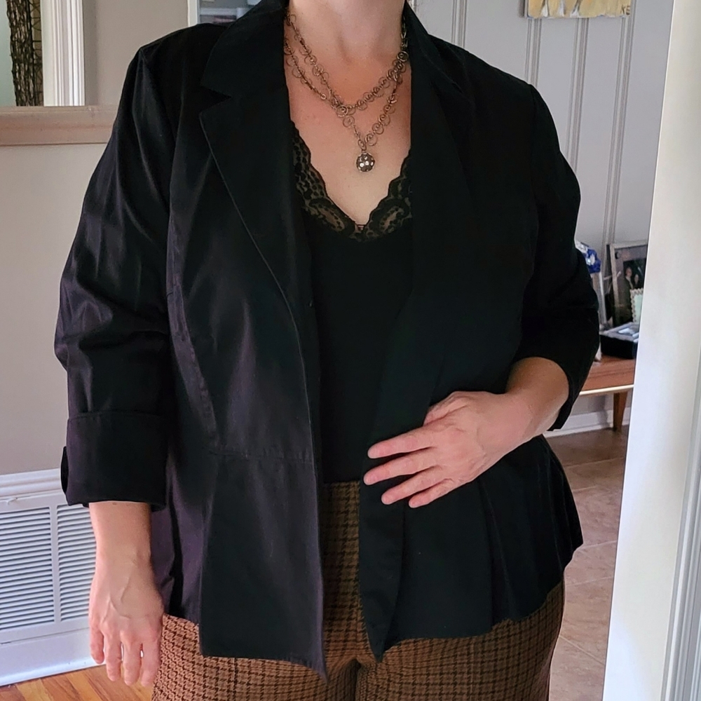 NWT Perfect Peplum Lane Bryant Collared Long Sleeve Button Black Blazer SZ 22/24